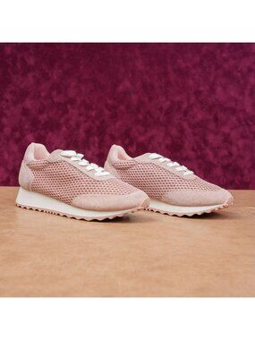 Steve Madden Women Genesis Salmon Pink Fabric Casual Lace Sneakers size 9